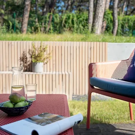 In Wydma & 亚斯塔尔尼亚